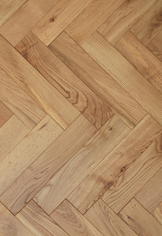 Valkoinen tammi 70 harjattu massiivipuulattia